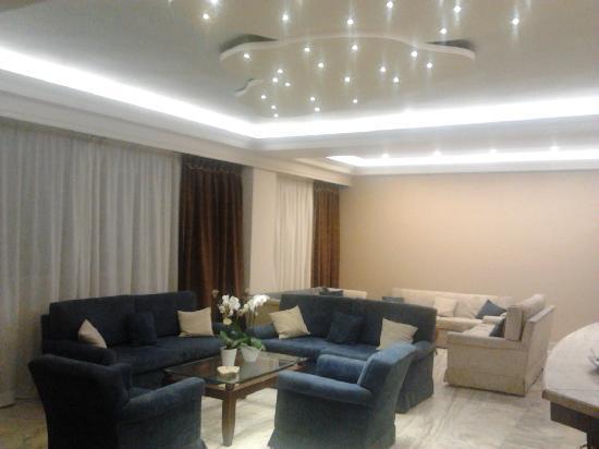 Adonis City Hotel Patras Eksteriør billede