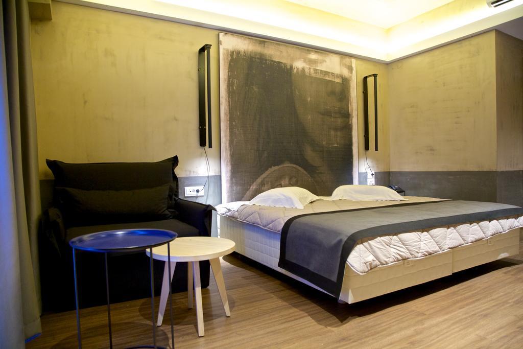 Adonis City Hotel Patras Værelse billede