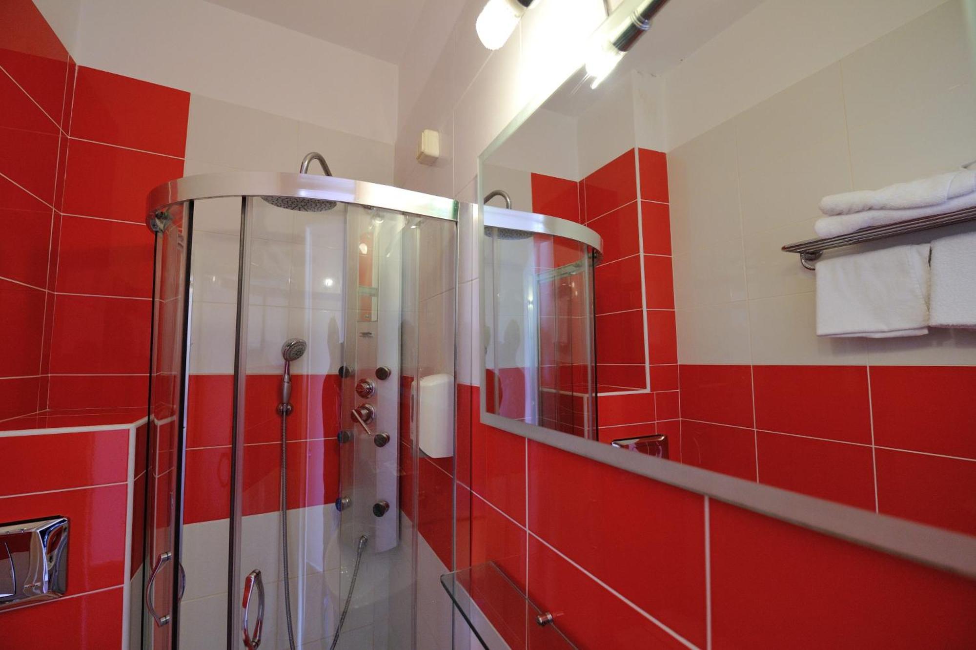 Adonis City Hotel Patras Eksteriør billede