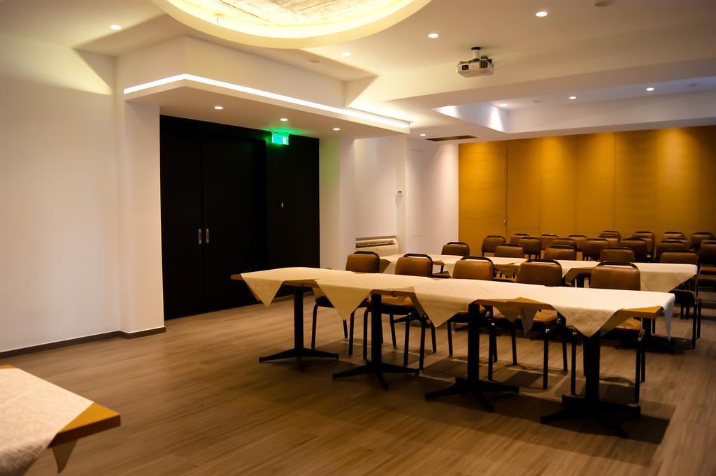 Adonis City Hotel Patras Eksteriør billede