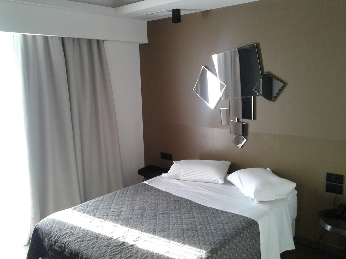 Adonis City Hotel Patras Eksteriør billede